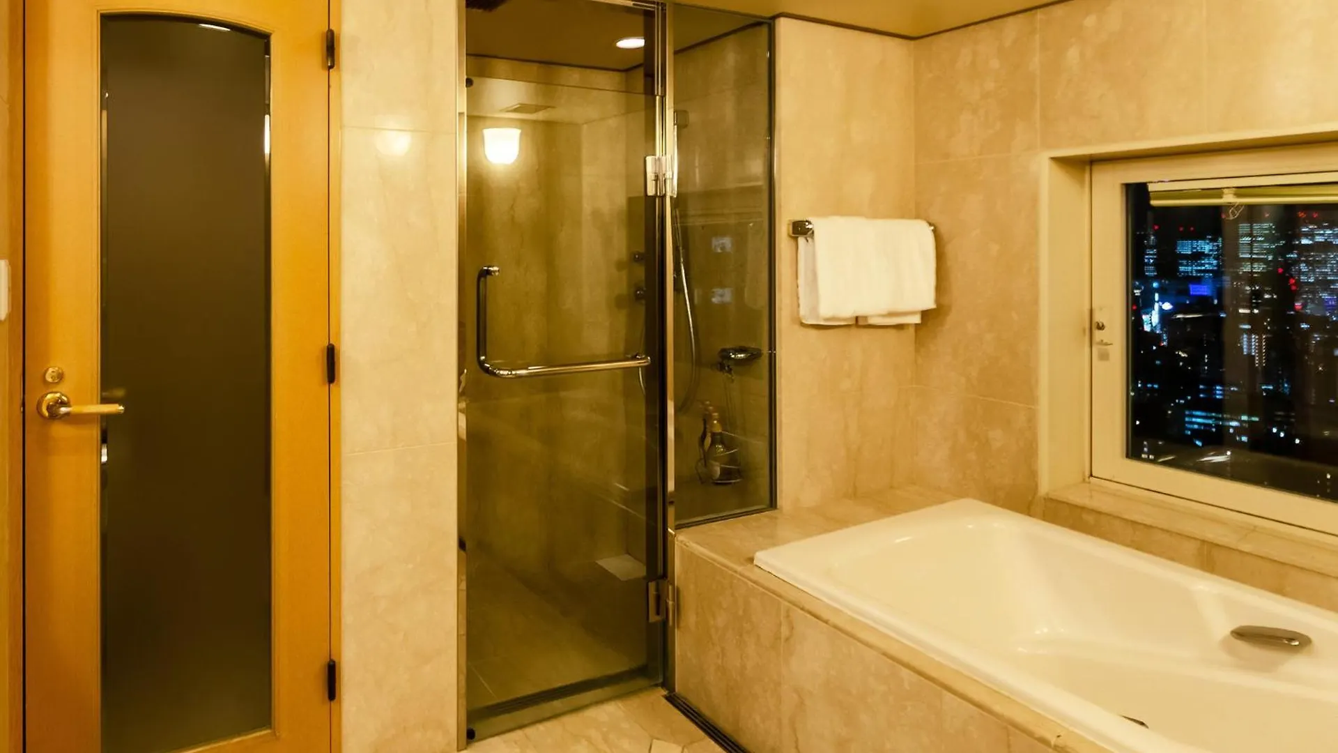 ****  Ginza Creston Hotel Tokyo Japan